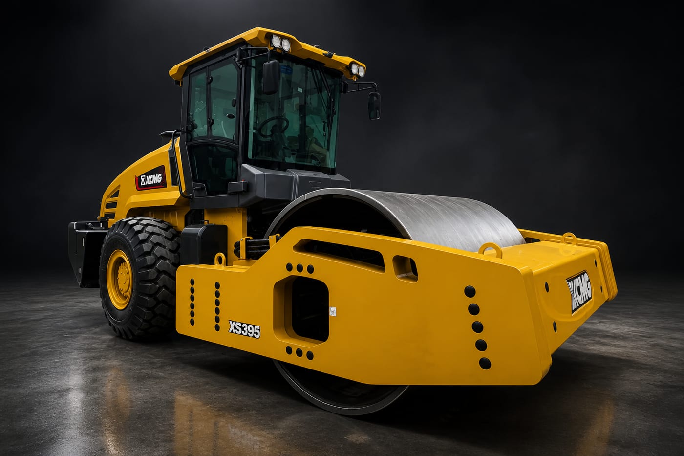 XCMG XS395 single drum road roller